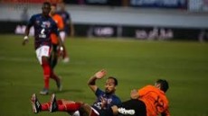 الأهلي يفشل في اختراق دفاع البنك الاهلى