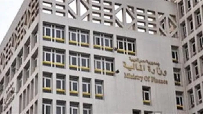 عاجل : الحكومة تُصدر عملات جديدة .. تعرف عليها