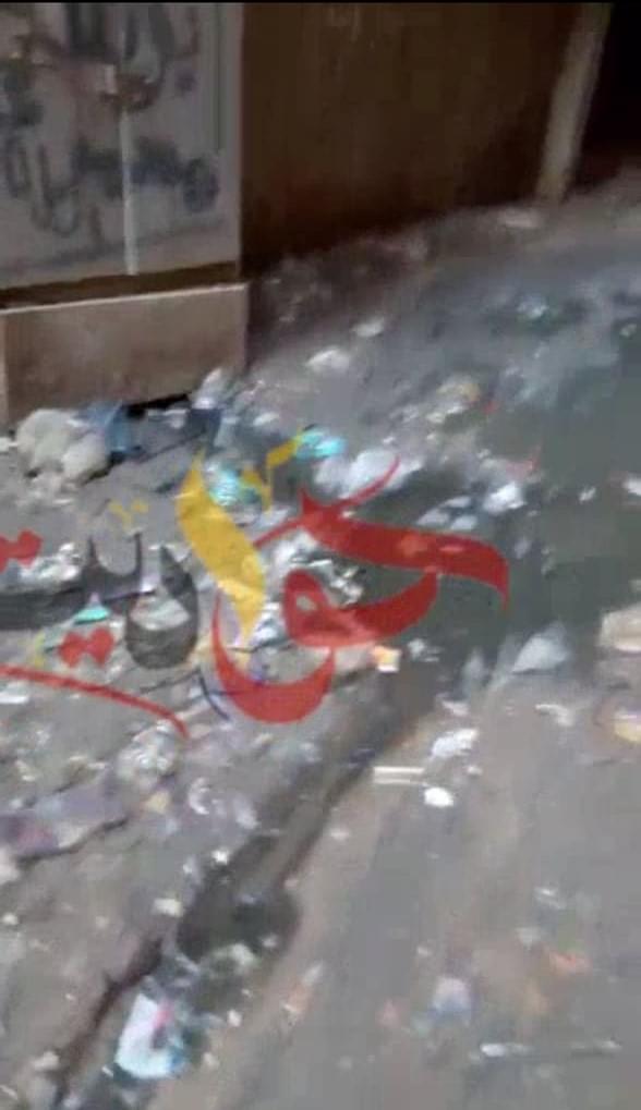 شاهد بالفيديو .. أهالى صفط لمحافظ الجيزة: إنقذنا ياريس من الموت صعقاً المياه تخرج من صندوق الكهرباء .. ومسئولو الحى فى ثبات عميق