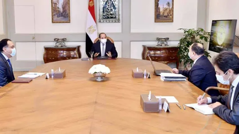 الرئيس السيسى يعطى عدة توجيهات لمدبولى ومعيط .. تعرف عليها