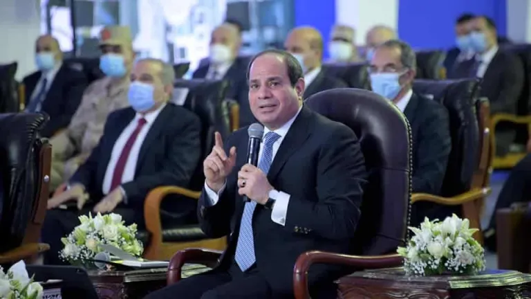 بالفيديو .. رسالة هامه من الرئيس السيسى لثوار 25 يناير