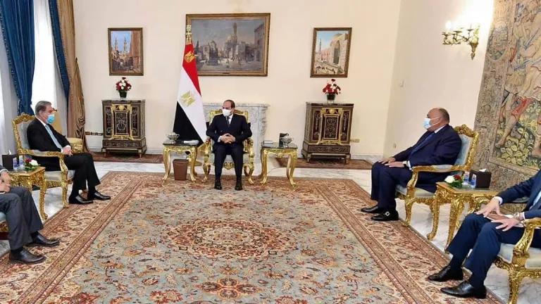 الرئيس السيسى يستقبل مخدوم شاه محمود قريشي وزير خارجية باكستان