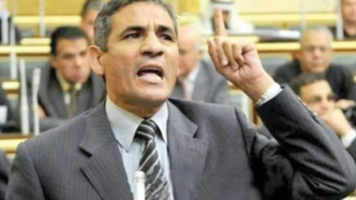 بعد استبعاده من حزب الوفد .. هل يستمر النائب "عبدالعليم داوود" فى البرلمان ام يتم اسقاط عضويته