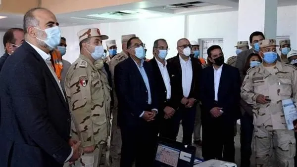 رئيس الوزراء يتفقد منطقة الأبراج بالعاصمة الإدارية