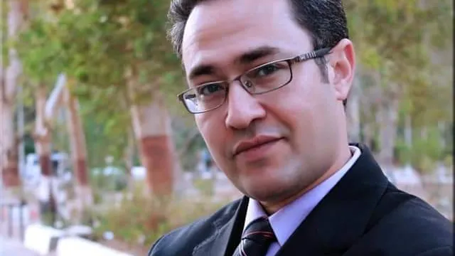 تحت عنوان "من أجل إنسان أفضل" .. صدور الكتاب الأول للدكتور وائل محمد رضا