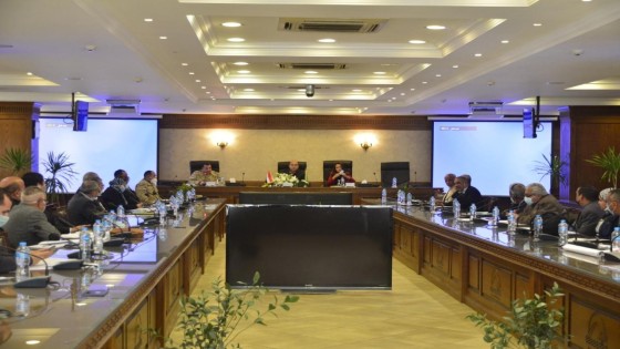 لتنفيذ مبادرة “حياة كريمة” .. الشهابى يجتمع بالجهات المعنية لتطوير قري الصف وأطفيح