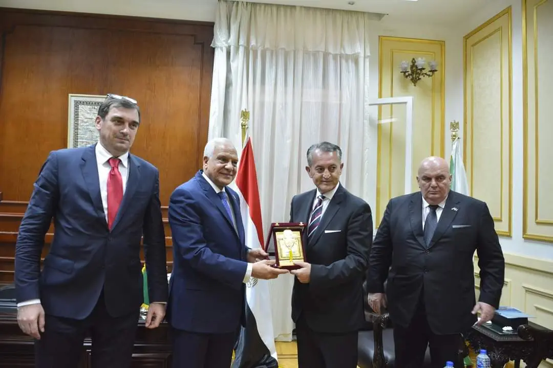 محافظ الجيزة يستقبل رئيس المجموعه البرلمانية بصربيا وسفير جمهورية صربيا