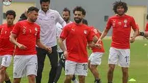 محمد صلاح يقود تشكيل مصر المتوقع أمام كينيا