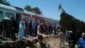 تشكيل لجنة من السكة الحديد للوقوف على أسباب حادث قطار سوهاج