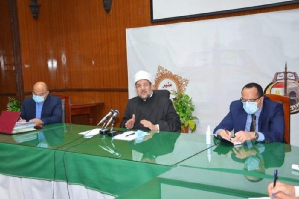 استعداداً لشهر رمضان .. وزير الأوقاف: غداً الأربعاء .. بدء حملة التعقيم والنظافة على مستوى الجمهورية