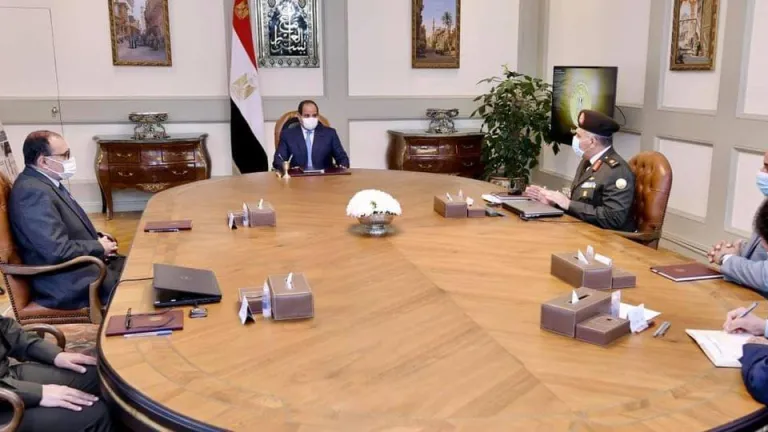 السيسى  يوجه بتطوير وتوسعة محور كوبري ٦ أكتوبر والطرق السطحية أسفله