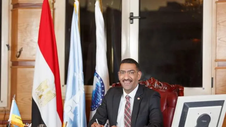 نائب بالشيوخ يهنئ الرئيس السيسي والقوات المسلحة بذكرى "العاشر من رمضان"