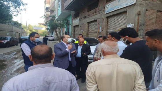 عقب سماعه للمواطنين .. نائب محافظ الجيزة يعطى توجيهاته لرئيس مركز ومدينة ابو النمرس