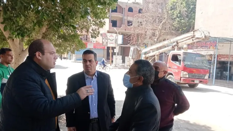 خلال تواجده بالحوامدية والبدرشين .. نائب المحافظ يعطى توجيهات هامه