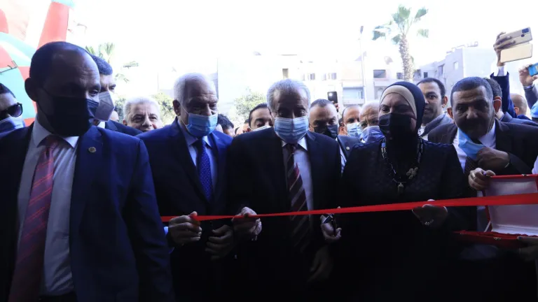 وزيرا التموين والصناعة ومحافظ الجيزة يفتتحون معرض أهلا رمضان بفيصل