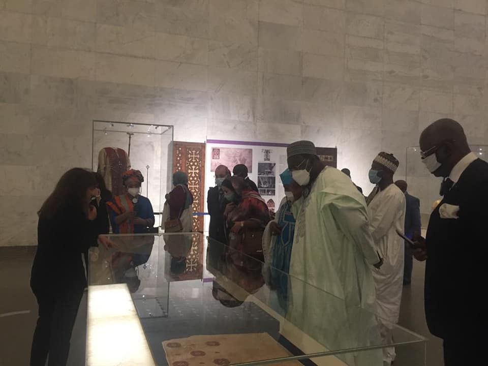احتفالًا بيوم القارة السمراء .. متحف الحضارة يستقبل سفراء أفريقيا وقريناتهم