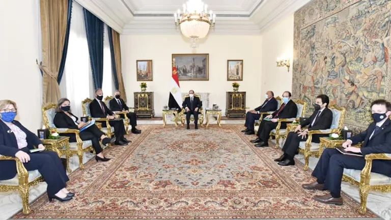 خلال مقابلته لوزير خارجية الولايات المتحدة الأمريكية .. الرئيس السيسى يؤكد على تمسك مصر بحقوقها المائيه