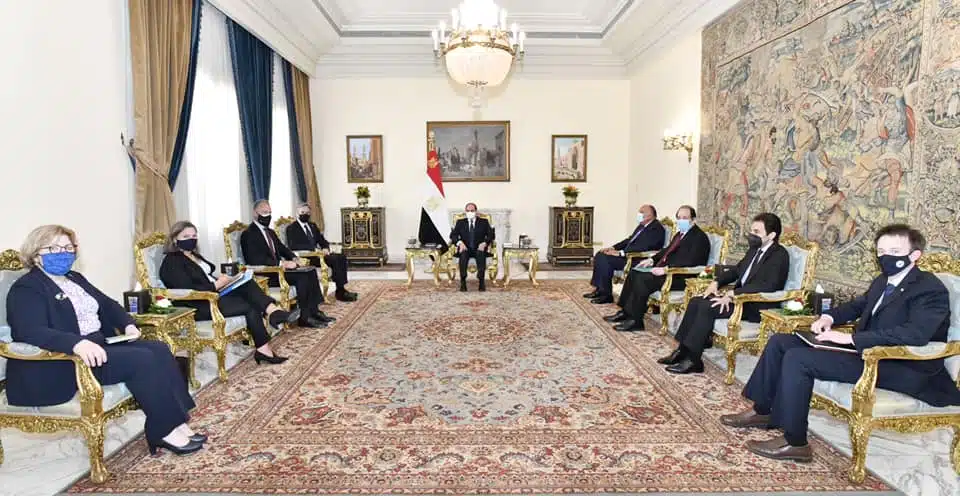 خلال مقابلته لوزير خارجية الولايات المتحدة الأمريكية .. الرئيس السيسى يؤكد على تمسك مصر بحقوقها المائيه