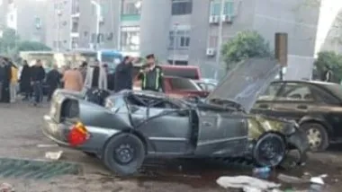 المعاينة تكشف كواليس مصرع زوجين في حادث تصادم سيارتهما بسلم خرساني في العياط