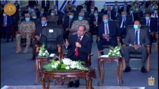 بالفيديو .. السيسي يشهد فيلما تسجيليا لتحديات وإنجازات قناة السويس .. تدشين قاطرتين جديدة بالأسطول البحري منها الكراكة “مهاب مميش” .. افتتاح عدد من المشروعات بمحافظتي السويس وبورسعيد، عن طريق الفيديو كونفرانس