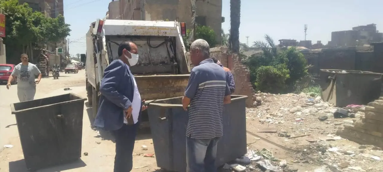 أبو شنب: رفع 150 طن مخلفات من مدينة البدرشين وقراها .. جولة تفقدية بالمستشفى المركزى