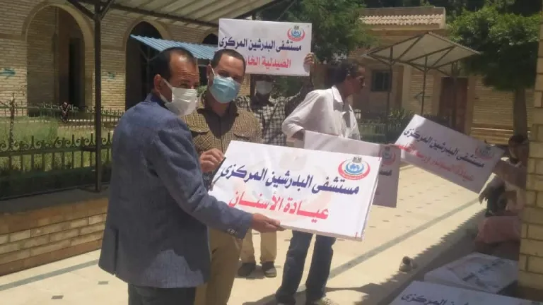 أبو شنب: رفع 150 طن مخلفات من مدينة البدرشين وقراها .. جولة تفقدية بالمستشفى المركزى