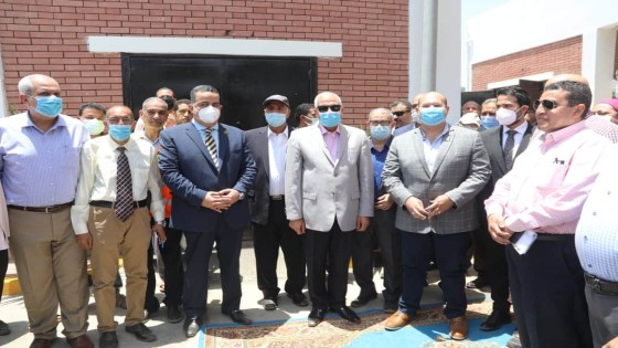 محافظ الجيزة يفتتح محطة الصرف الصحى بقرية الشيخ عتمان فى الحوامدية .. يعطى توجيهات هامة لشركة المياه