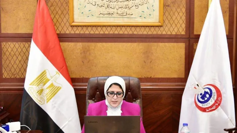 وزيرة الصحة: وصول مليون جرعة من لقاح “سينو فارم” الصينى منتصف الأسبوع المقبل