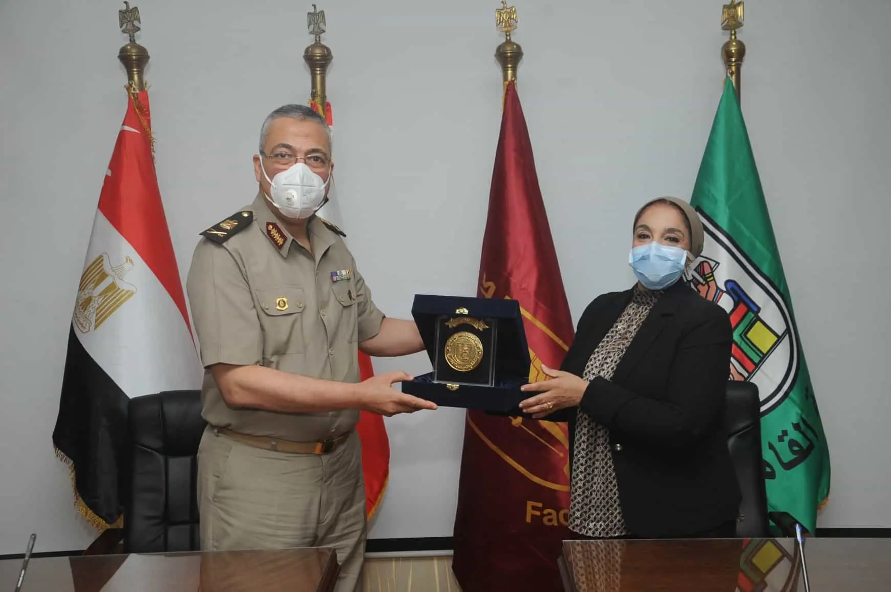 القوات المسلحة توقع بروتوكول تعاون مع كلية الطب بجامعة القاهرة