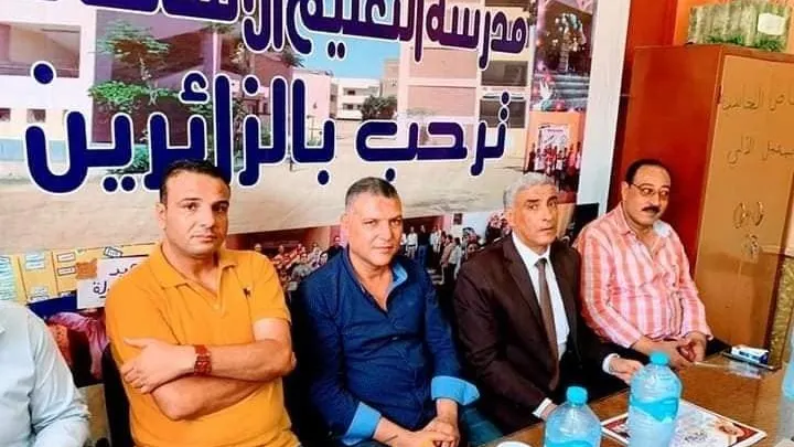 التعليم الأساسى فى الحوامدية .. تُكريم المتفوقين فى الشهادة الإعدادية من أبناء العاملين بالمدرسة