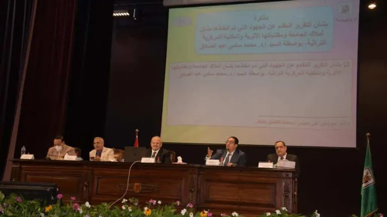 قرارات هامه وافق عليها مجلس جامعة القاهرة .. منها التعديلات الخاصة بكليتى الأداب والتجارة