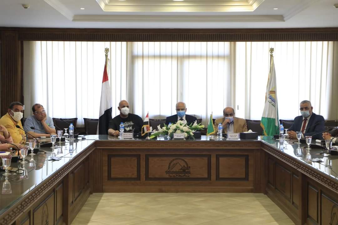 راشد: إزالة كافة التعديات علي خطوط التنظيم بترعة المريوطية