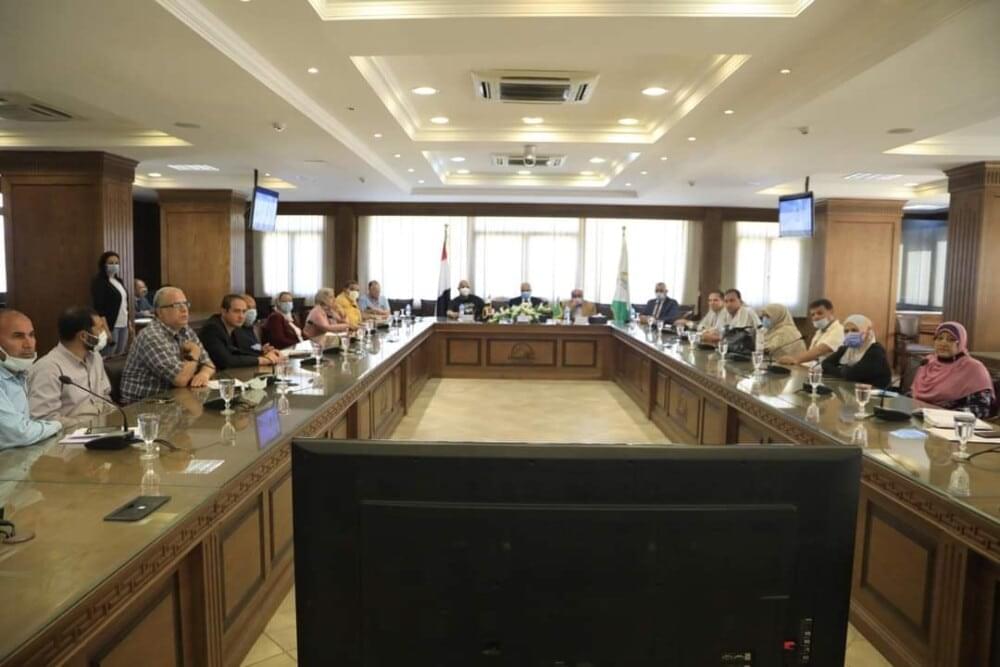 محافظ الجيزة: إستكمال مشروع تغطية وتطوير ترعة المريوطية بالقطاع الشمالى لشارع الأهرام إتجاه فيصل .. إقامة موقف لسيارات السرفيس وساحات إنتظار