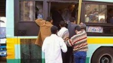 فحص منشور التحرش بفتاة على يد مسن داخل أتوبيس برمسيس