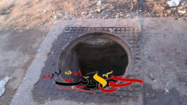 شاهد بالفيديو .. سرقة أغطية بالوعات الصرف الصحى .. عاملين يتصدون للصوص .. هذا ما حدث معهما