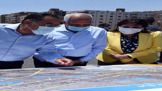 رئيس الوزراء يتفقد أعمال تنفيذ محور “ترسا” بالجيزة .. يستمع لشرح من المحافظ