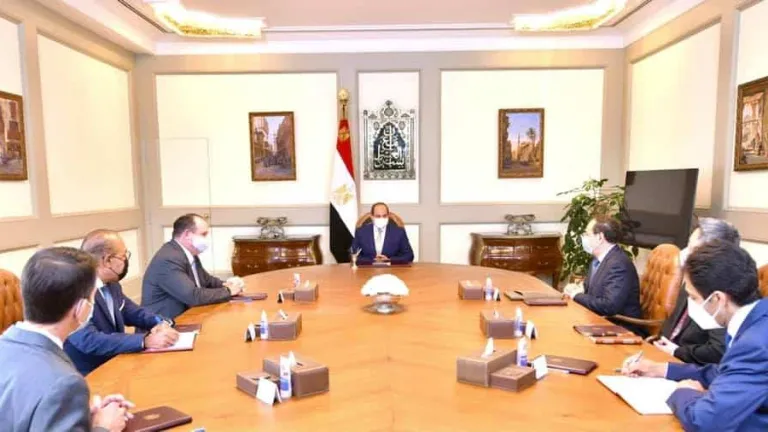 لهذا السبب .. السيسى يستقبل رئيس مجلس إدارة شركة أباتشي الأمريكية