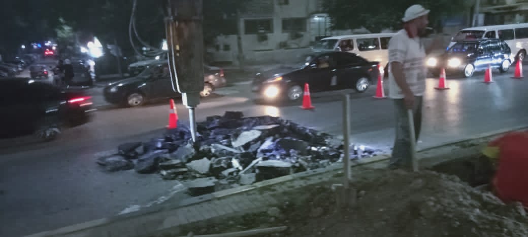 حدث فجراً .. تحويلات خطوط الغاز الطبيعى المتعارضة مع مسار محطات مترو الانفاق بشارع الأهرام أمام شارع ناصر الثورة