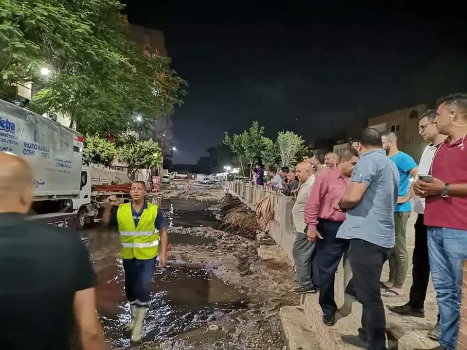 مياه الجيزة: إصلاح كسر بخط طرد محطة صرف صحي شبرامنت بالجيزة