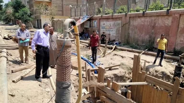 إصلاح هبوطان ارضيان فى الحوامدية وجنوب الجيزة وكسر ماسورة مياة بالعمرانية