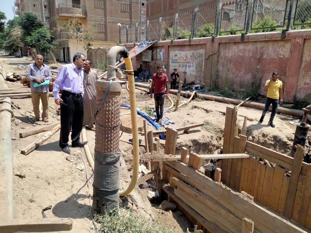 إصلاح هبوطان ارضيان فى الحوامدية وجنوب الجيزة وكسر ماسورة مياة بالعمرانية