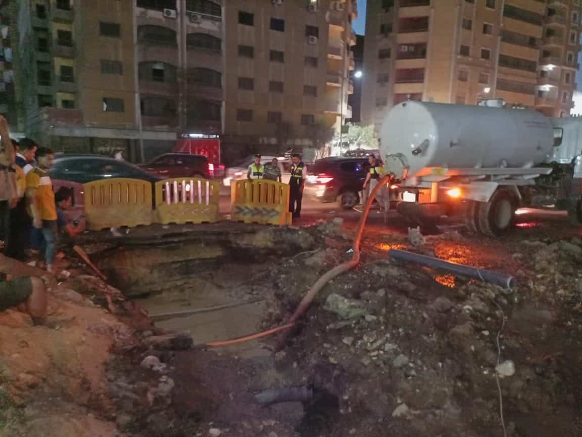 إصلاح هبوطان ارضيان فى الحوامدية وجنوب الجيزة وكسر ماسورة مياة بالعمرانية
