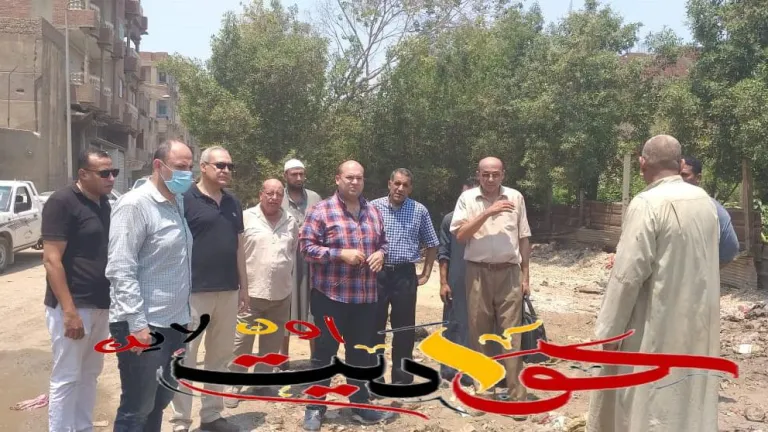 لارتفاع منسوب المياه.. نائب محافظ الجيزة يتفقد أعمال تطهير مصرف المنوات