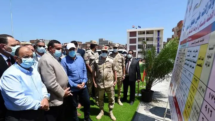 شاهد بالصور .. جولة تفقدية لرئيس الوزراء بمحور المحمودية بالبحيرة