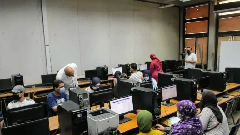 معامل تنسيق جامعة القاهرة تستقبل طلاب الثانوية العامة لتسجيل رغباتهم