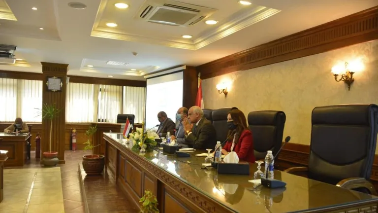 بأمر محافظ الجيزة .. إنشاء قاعدة بيانات لمعرفة إحتياجات المراكز والمدن من المنشأت الخدمية