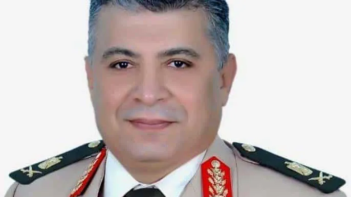 اللواء خالد عبد الرحمن .. يتوج بشهادة أفضل شخصية لعام 2021