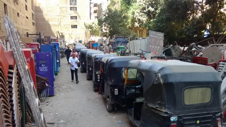 من يقف وراء اختفاء التكاتك؟ .. الإجابة جاءت أسرع مما توقع الجميع
