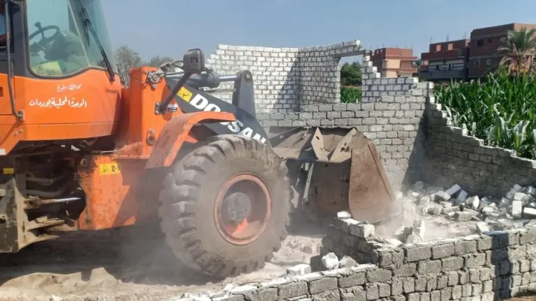 إزالة ٢٧ حالة بناء مخالف بأحياء ومراكز ومدن الجيزة  .. منهم أبو النمرس والحوامدية والبدرشين