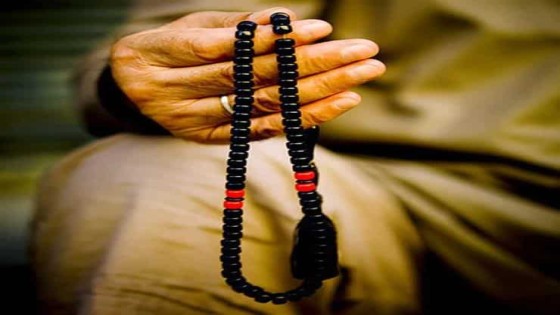عند قراءة الاذكار والتسبيح لابد من الوضوء ام لا .. المالكى يجيب